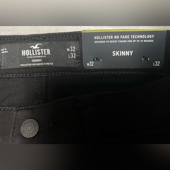 Hollister Black No Fade Skinny Jeans - Picture 4 of 6
